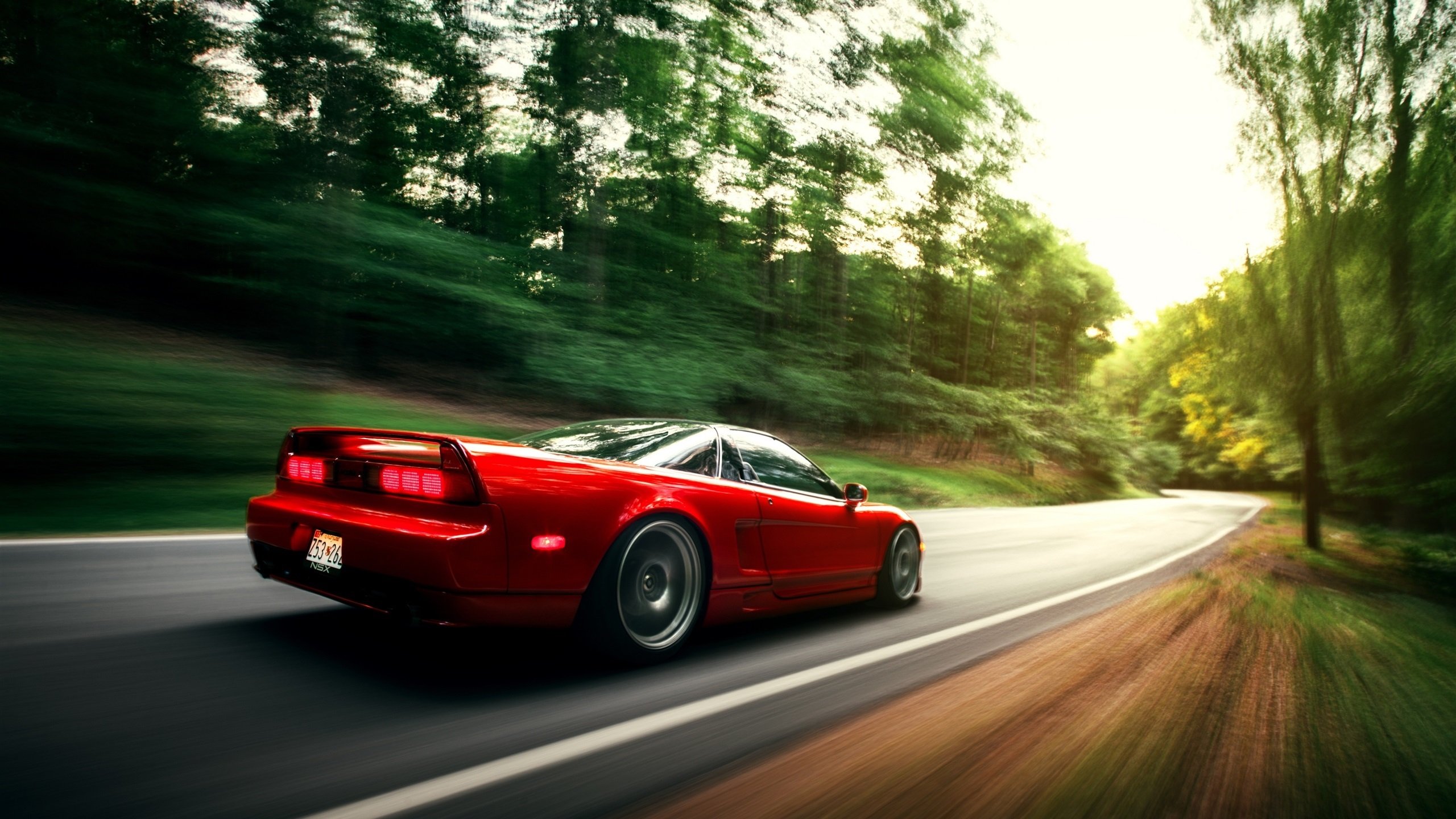 开云网站-曼城控球压制力极强，蓝月亮继续霸占榜首，曼城为啥叫蓝月军团