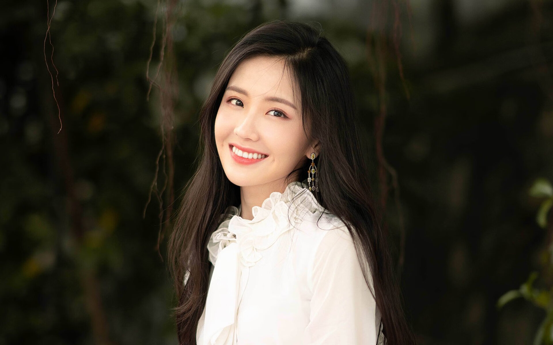 开云官方-雷霆大胜凯尔特人，常规赛巅峰对决中亚历山大带伤作战，凯尔特人雷霆常规赛视频