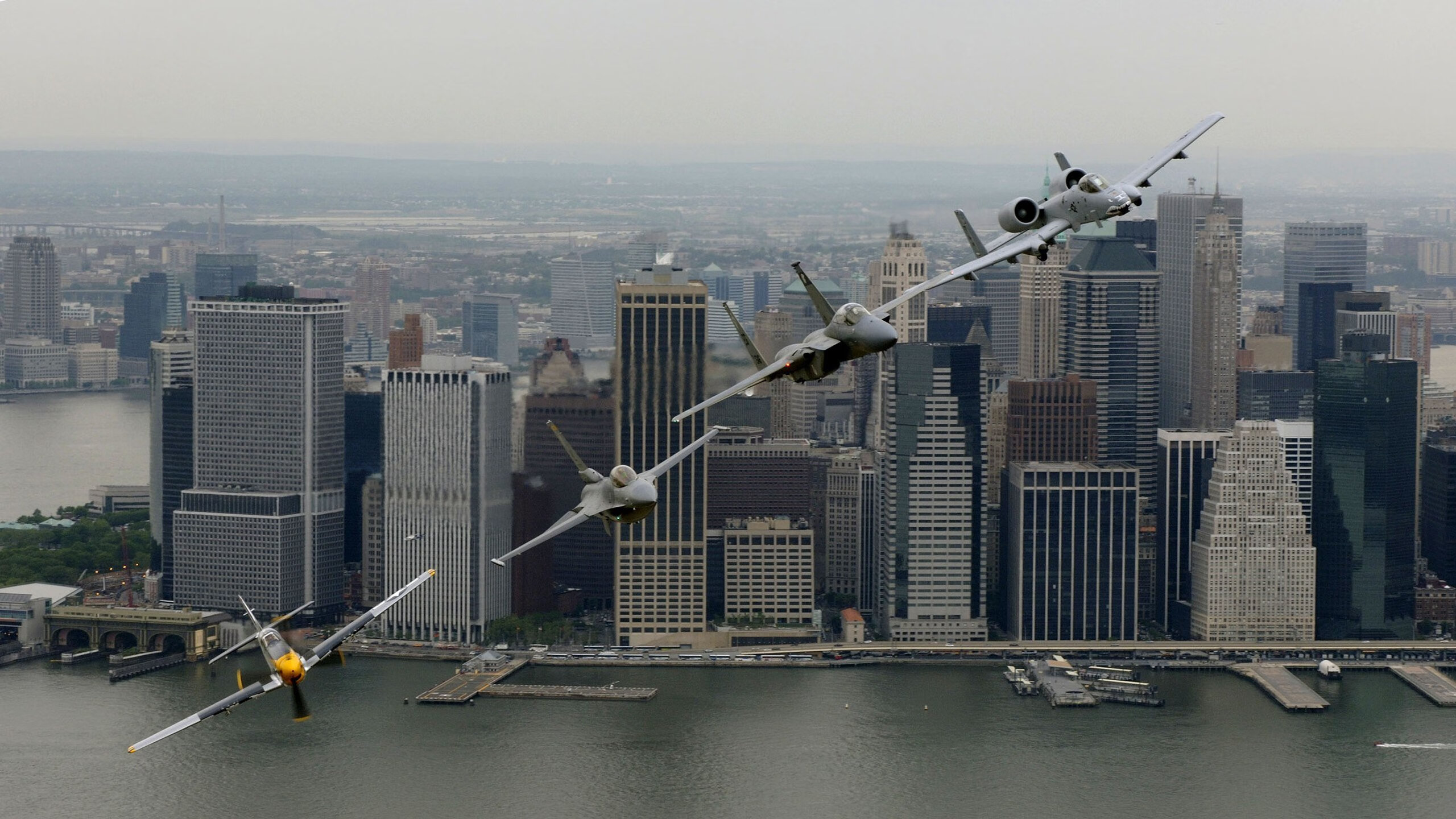 极限自行车赛事挑战高难度路线,极限自行车挑战赛下载