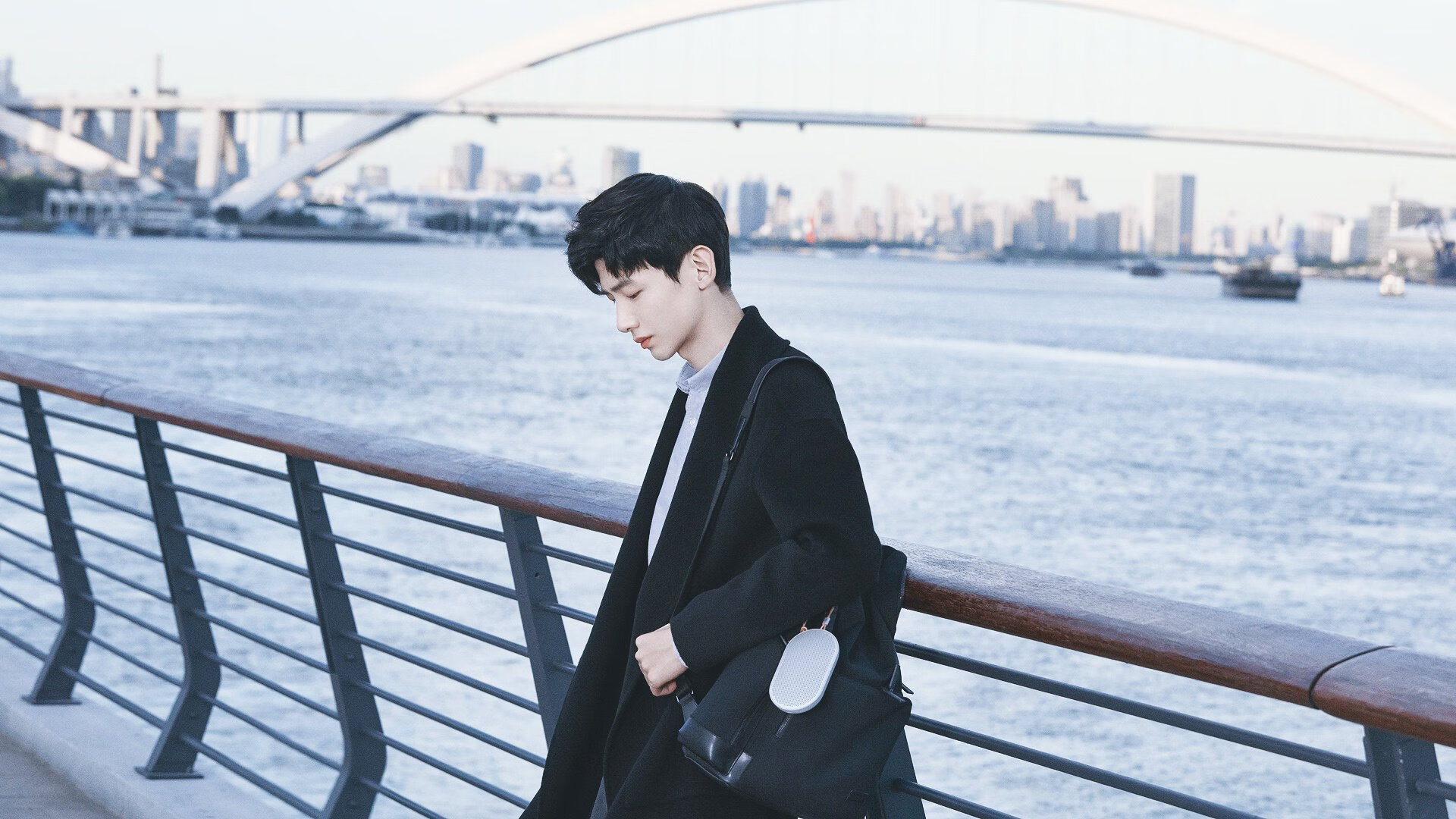 开云中国大陆-欧洲杯战术大师：变阵、调整、奇兵轮番上场，欧洲杯战袍